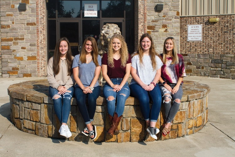 Mount Ida names Homecoming Queen, Court